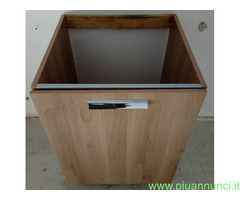 Mobili Cucina Basi casse varie misura 85/90 cm.