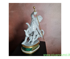 Figurina Porcellana  Mangani vintage  '   SAGITTAR