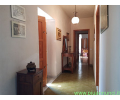 Villa bifamiliare mq270 Ristrutturato su più livelli