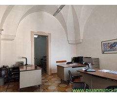 Affitto ufficio Centro mq140 affitto Euro150