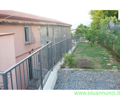 Villa bifamiliare mq230 Ristrutturato su più livelli