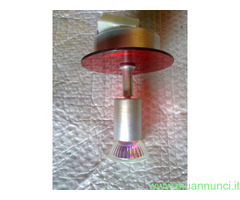 Faretto orientabile alogeno a 220 volt completo