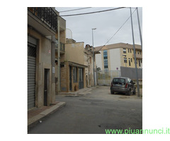 Affitto magazzino vic. Ospedale Nuovo mq55 affitto Euro80