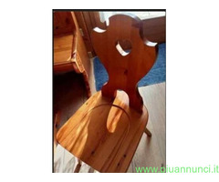 Sedie tirolesi  con cuore in legno grezzo