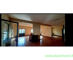 Casa mq430 Da ristrutturare su più livelli