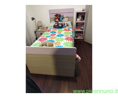 Letto singolo+comodino+mensola